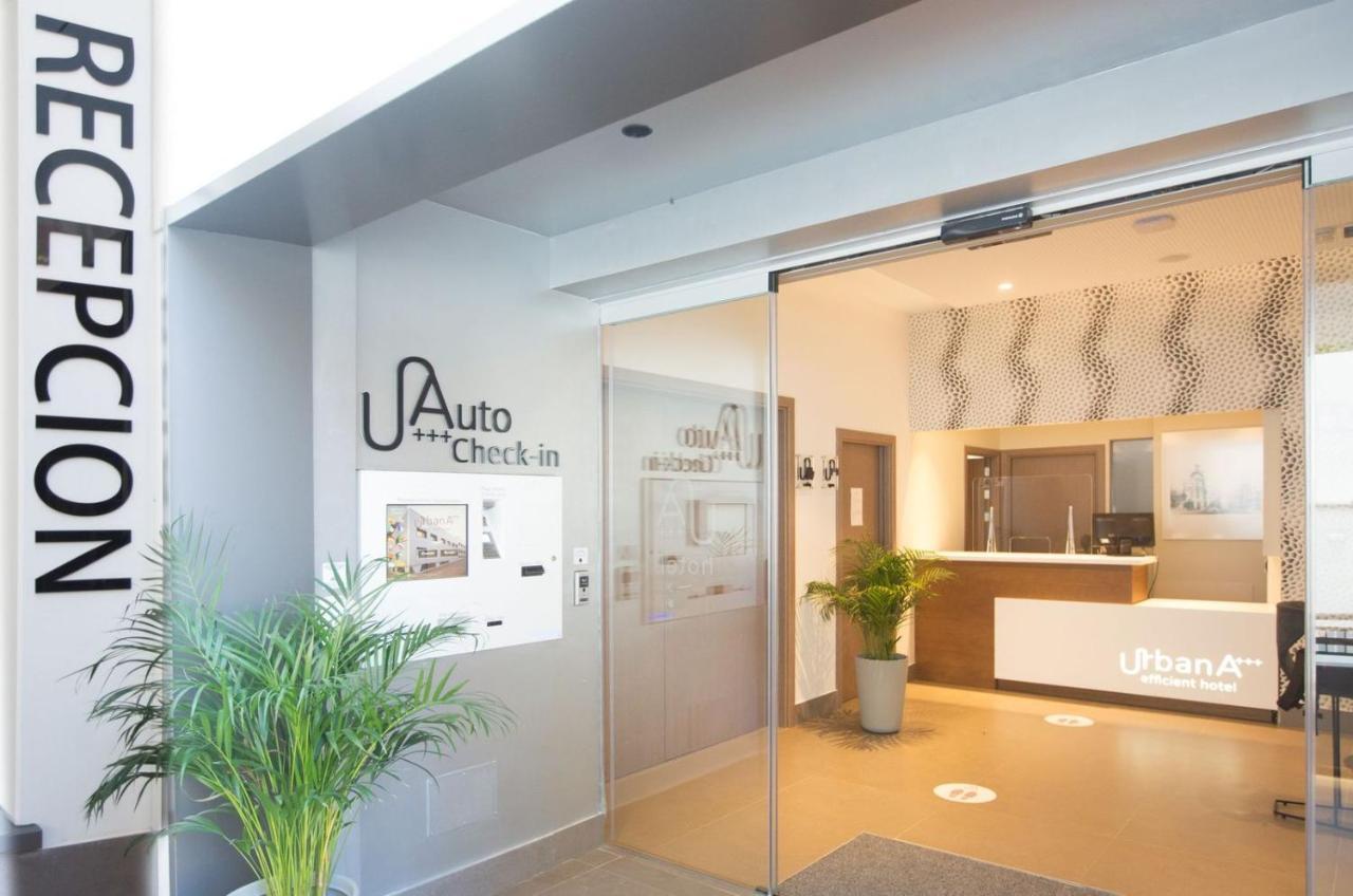 Urban A+++ Hotel Tres Cantos Ngoại thất bức ảnh